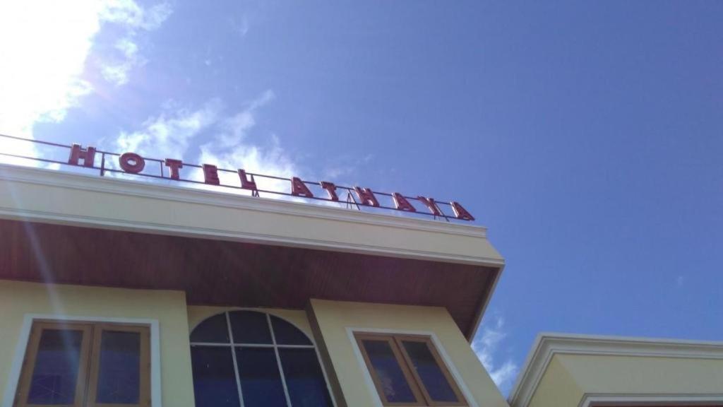 Athaya Hotel Kendari Eksteriør bilde