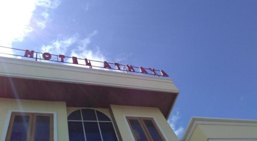 Athaya Hotel Kendari Eksteriør bilde