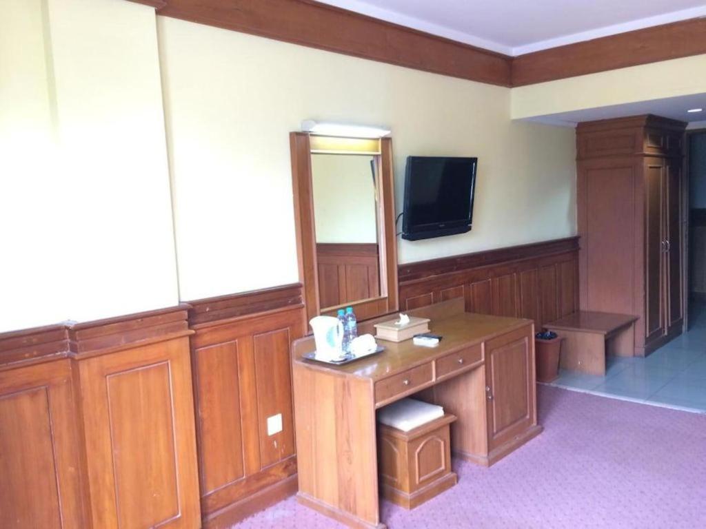 Athaya Hotel Kendari Eksteriør bilde